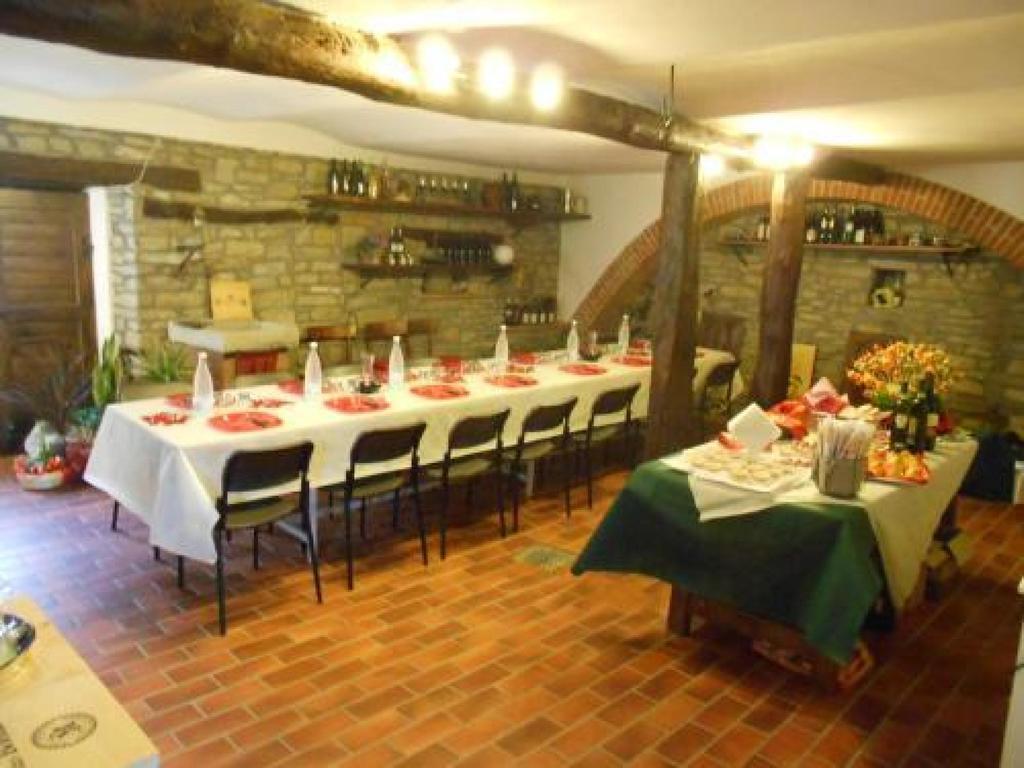 Il Grappolo In Langa Villa Monastero Bormida Ngoại thất bức ảnh