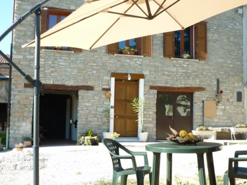 Il Grappolo In Langa Villa Monastero Bormida Ngoại thất bức ảnh