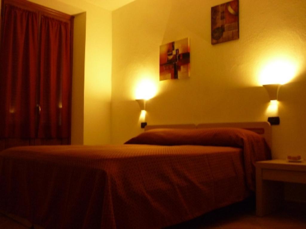 Il Grappolo In Langa Villa Monastero Bormida Phòng bức ảnh
